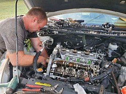 Mechanic  Working